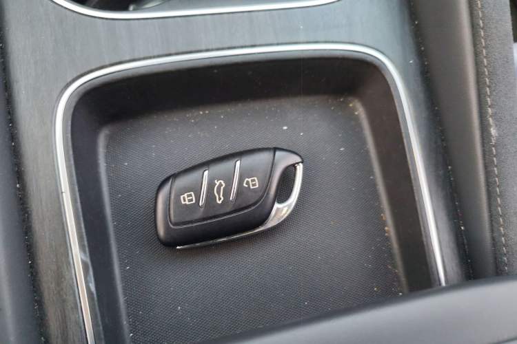 Used Roewe D7 2023 DMH 125km Flagship Edition