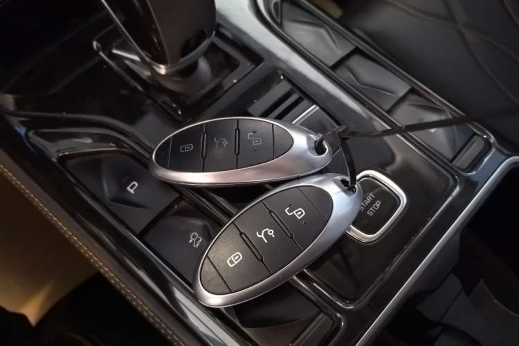 Used Bestune T77 2023 1.5T Automatic Luxury Model Interior 1