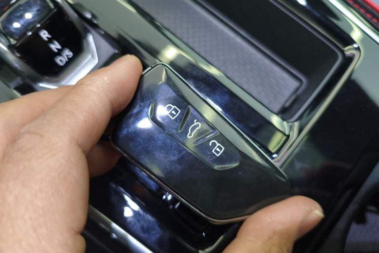 Used Volkswagen Lamando 2025 Lavida L 280TSI DSG Cool & Spicy Edition