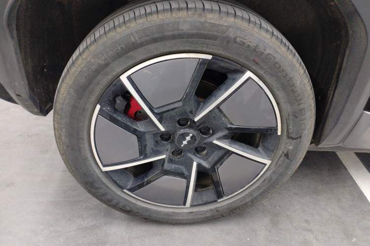 Used Formula Leopard Titanium 3 2025 501KM All-Wheel Drive Intelligent Driving Ultra Version