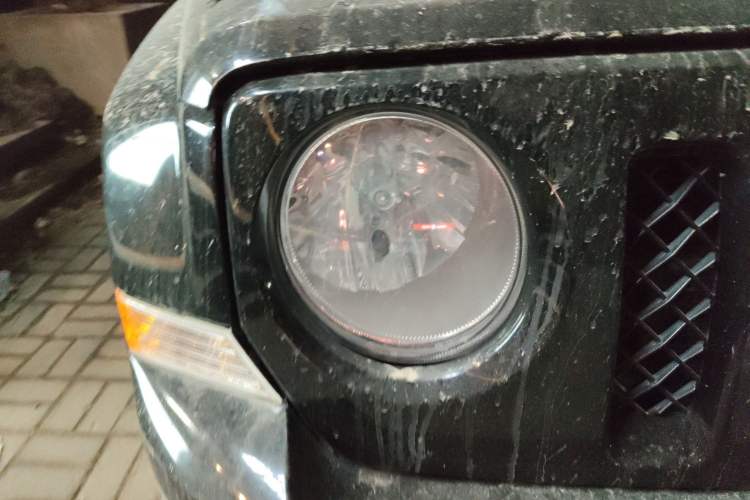 Used Jeep Patriot 2014 2.4L Sport Edition Right Front Headlight