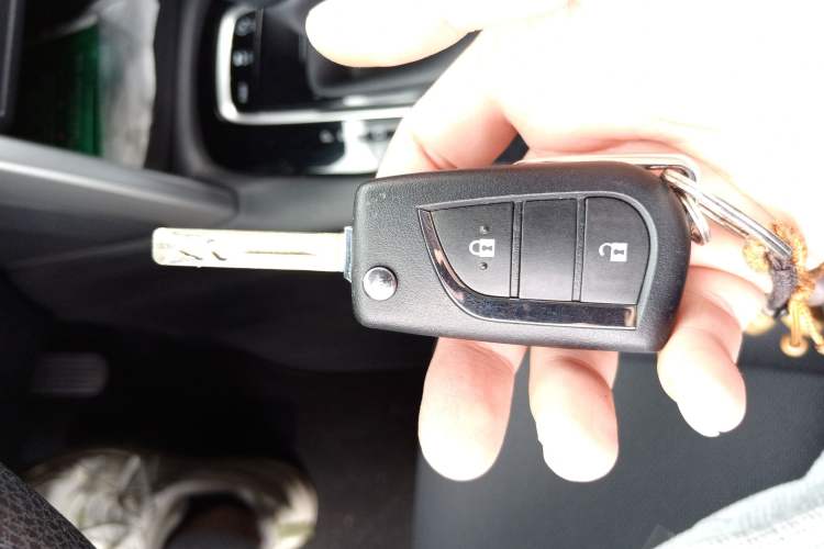 Used Toyota FRONTLANDER 2023 2.0L CVT Elite Edition Vehicle Key