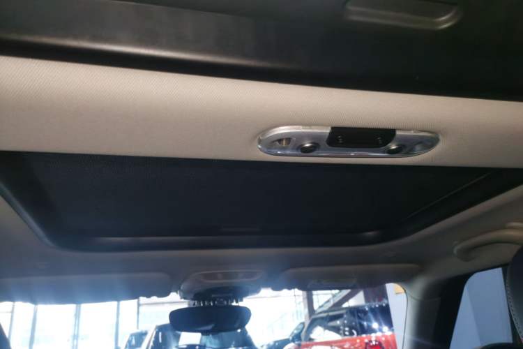 Used MINI Clubman 2022 Facelift 1.5T COOPER Connoisseur