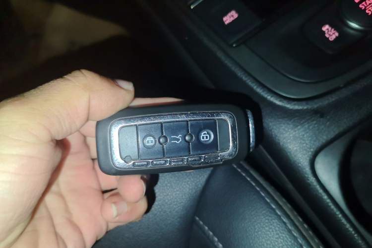 Used Qoros 5 2018 Revised Version 1.6T Automatic Leading Edition