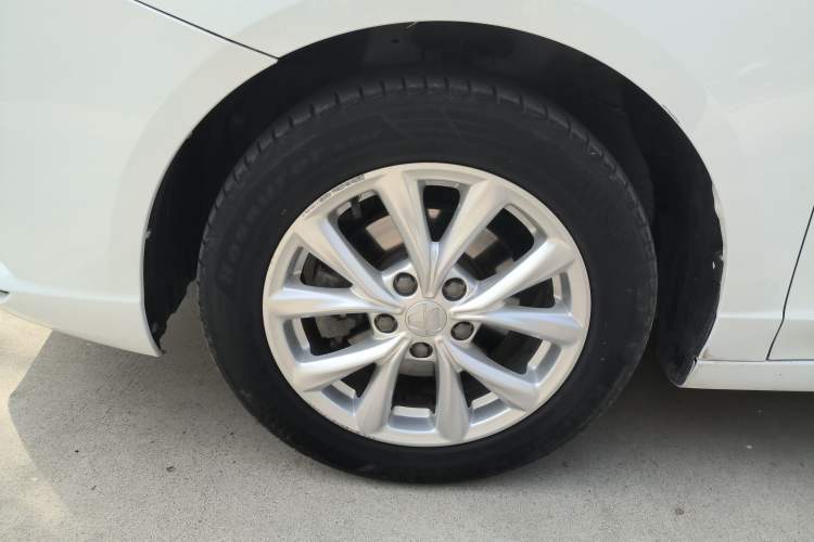 Used Roewe i5 2020 1.5L Automatic 4G Connected Linghao Edition
