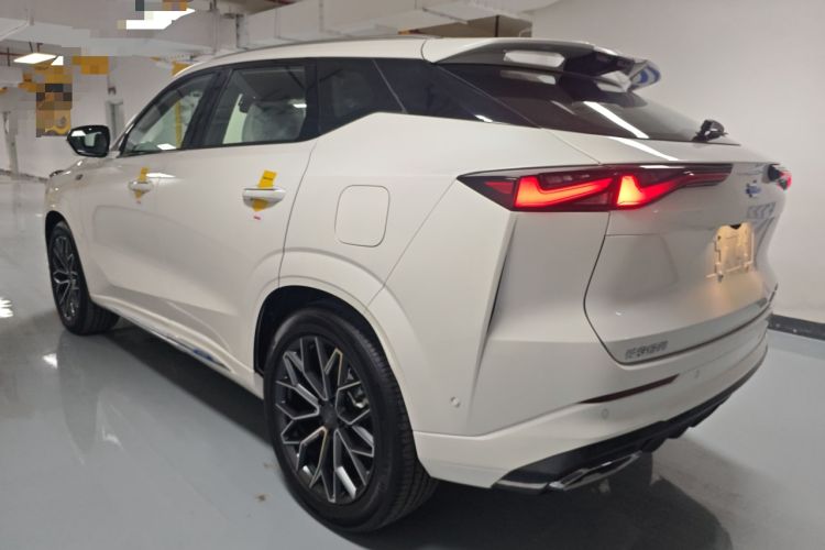 Used Oshan Z6 New Energy 2023 ZhiDian iDD 150KM Flagship PLUS Smart Parking Edition