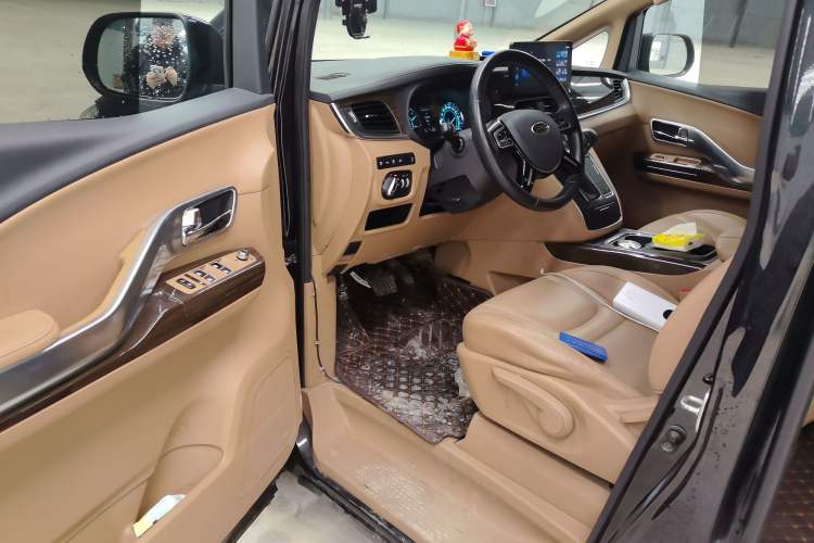 Used JAC Refine L6 MAX 2021 2.0T Automatic Luxury Version
