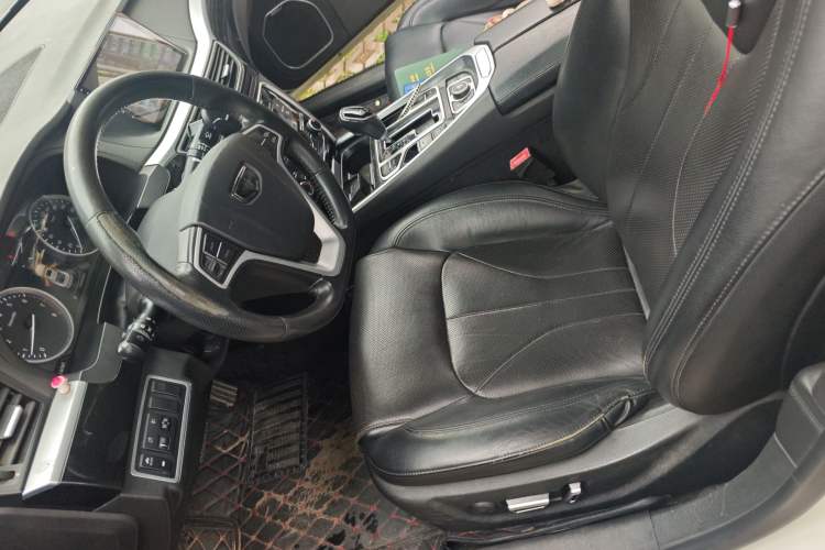 Used Geely Auto Emgrand GT 2015 2.4L Luxury Model
