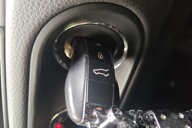 Used Porsche Macan 2018 Macan 2.0T
