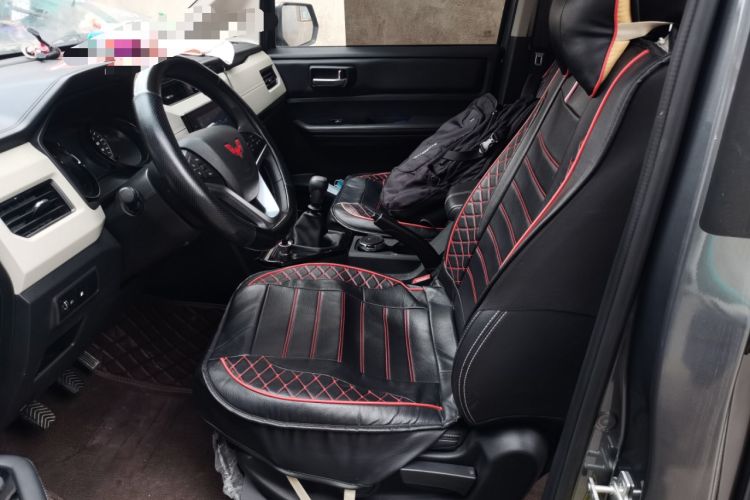 Used Wuling Zhengcheng 2021 1.5T Manual Luxury Version Left Front Seat