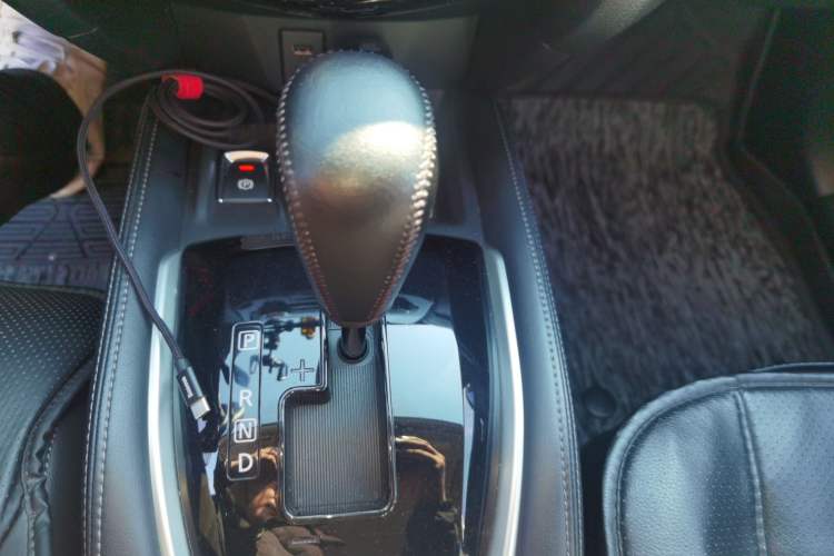 Used Nissan X-Trail 2020 2.5L XL CVT 4WD SmartConnect Advanced Edition Gear Lever