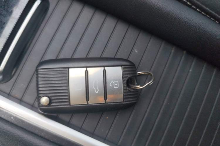 Used Roewe RX8 2019 30T Two-Wheel Drive Supreme Flagship Edition Vehicle Key