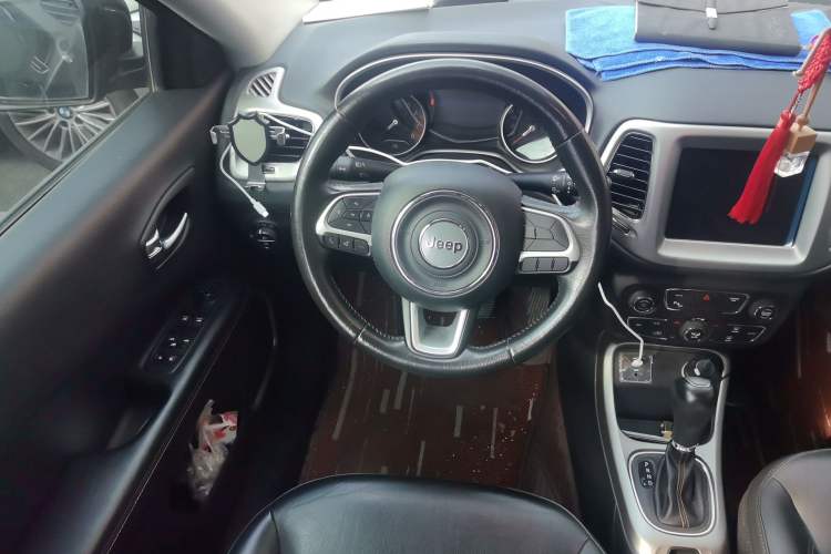 Used Jeep Compass 2017 200T Automatic Family Edition