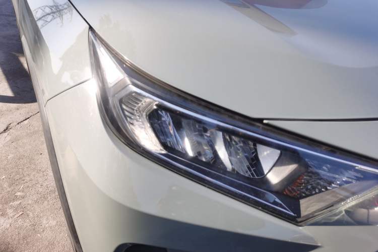 Used Toyota RAV4 2021 2.0L CVT Two-Wheel Drive Fashion Edition
