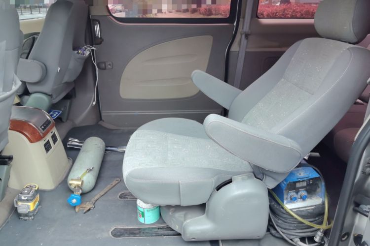 Used Foton MP-X E 2014 2.0L Wealth Express Comfort Edition Basic Configuration Short Wheelbase with 4G63 Engine