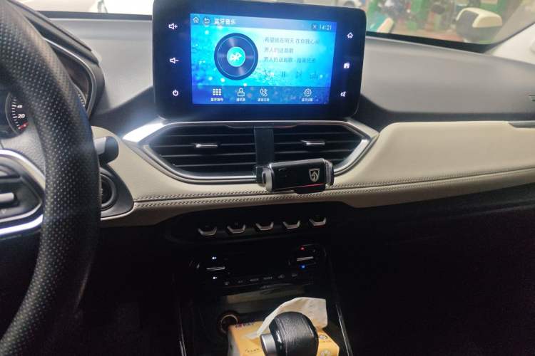 Used Baojun 530 2019 1.5T CVT Luxury Model China VI Emission Standard