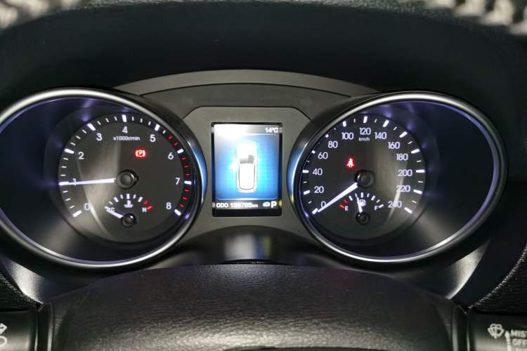 Used Haval H6 Coupe 2015 Blue Label 2.0T Automatic Two-Wheel Drive Elite Model