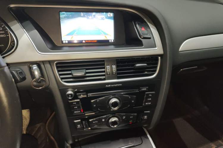 Used Audi A4L 2016 30 TFSI Collector's Edition Automatic Comfort Model
