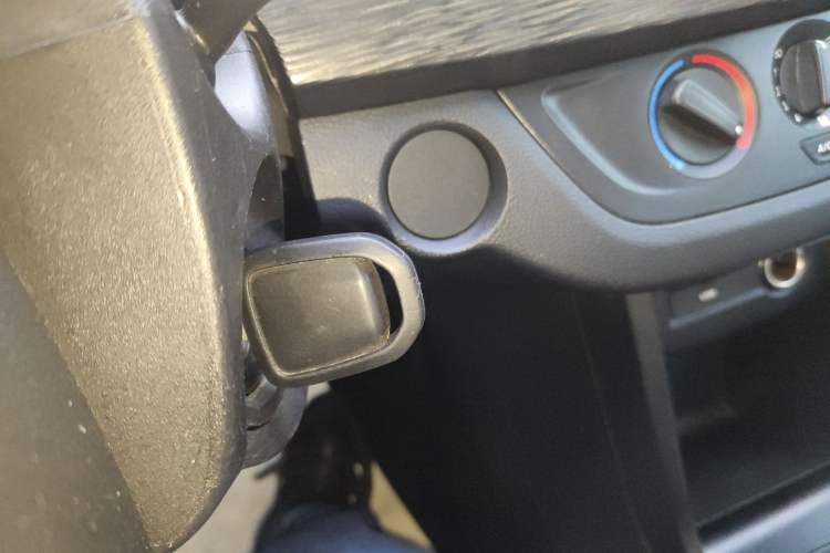 Used Baojun 310 2016 1.2L manual Comfort trim level