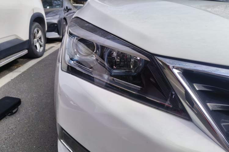 Used CHANGAN Alsvin V7 2015 1.6L Automatic Enjoyment Model China IV Standard
