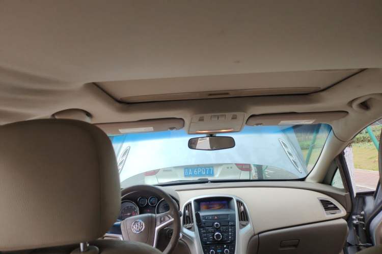 Used Buick GT 2012 GT 1.6L Automatic Fashion Edition Headliner