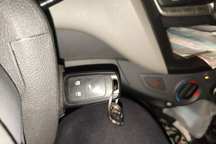 Used Chevrolet Sail 2015 Sail 3 1.5L Manual with Ideal Sunroof Edition