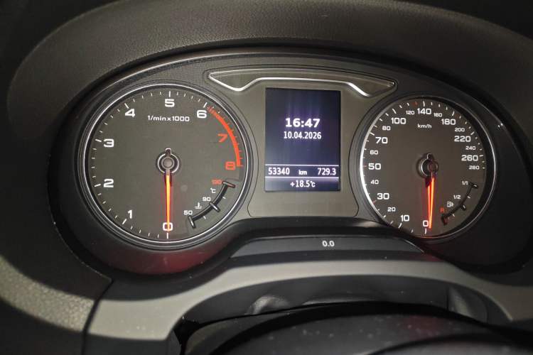 Used Audi A3 2014 Limousine 40 TFSI S line Comfort Model Odometer Close Up