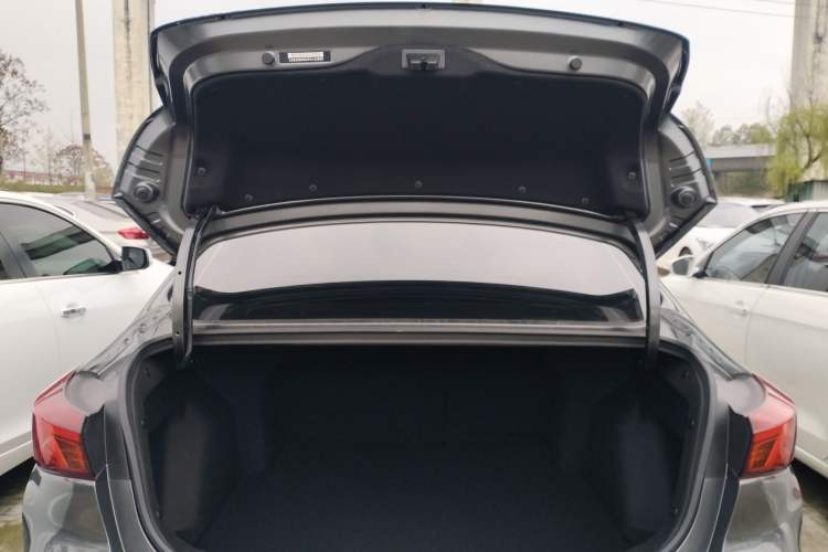 Used CHANGAN Eado 2023 Changan Edition PLUS Blue Whale NE 1.4T GDI DCT Prestige Version