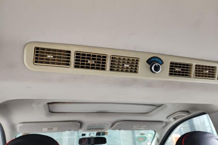 Used FORTHING F600 2016 F600L 2.0L Deluxe Model