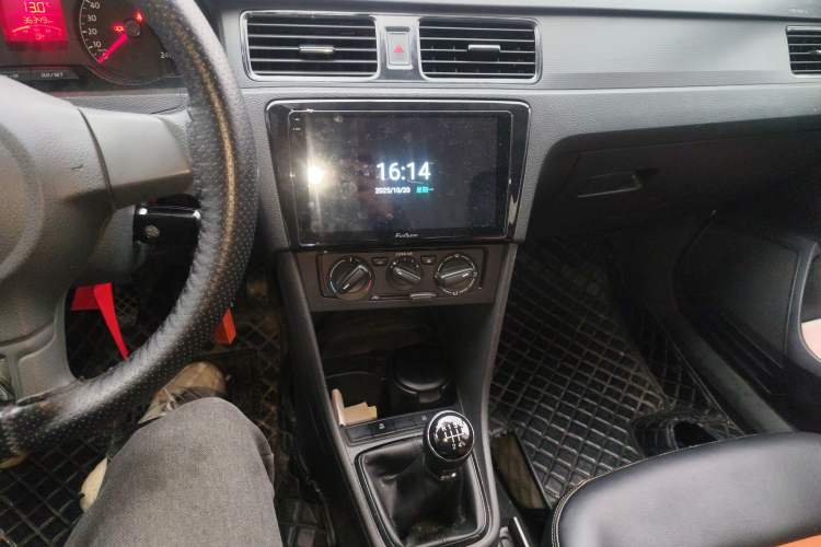 Used Volkswagen Santana 2019 1.5L Manual Fashion Edition China VI Standard
