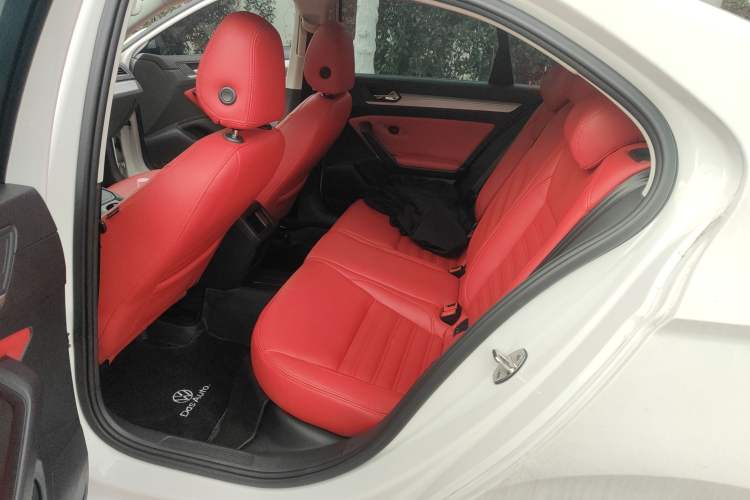 Used Volkswagen Lamando 2018 230TSI DSG Fashion Edition