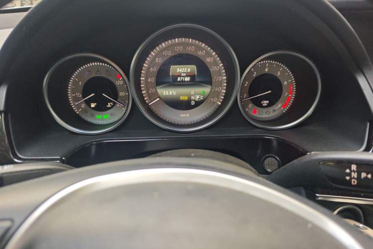 Used Mercedes-Benz E-Class 2014 Restyled E 260 L Sport Edition Instrument Cluster