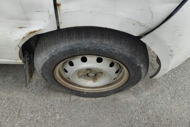 Used Jinbei Hiace X30 2018 1.3L Cargo Van Standard Version DLCG12 Right Front Wheel Hub