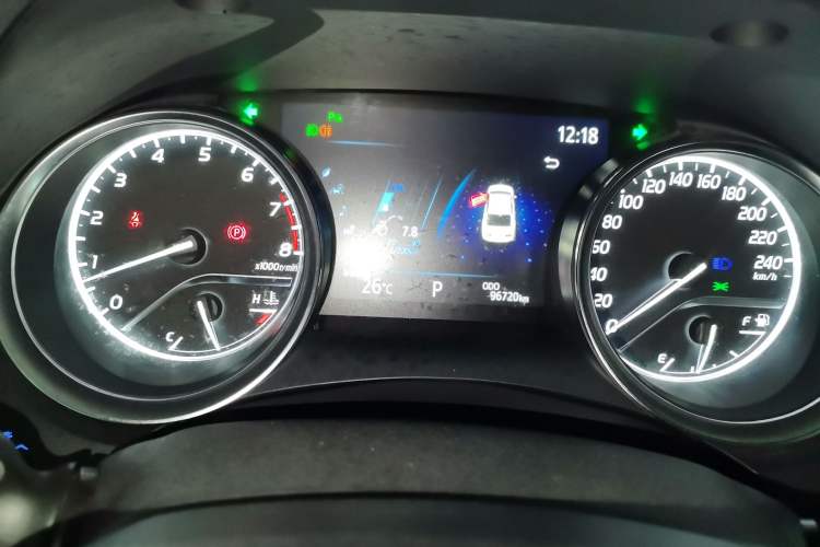 Used Toyota Camry 2019 2.5G Luxury Edition China VI Standard Instrument Cluster