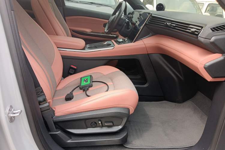 Used Nio EC6 2020 430 km Sport Version Right Front Seat