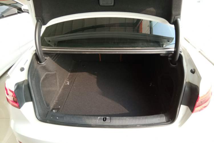 Used Audi A4L 2017 40 TFSI Ambition Edition