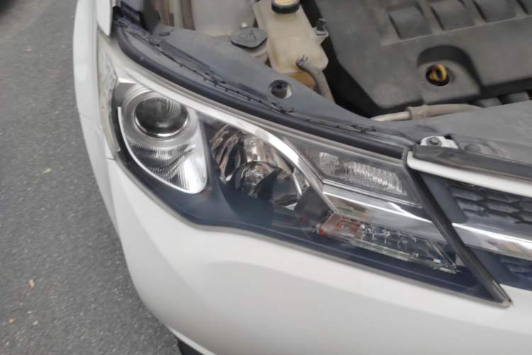 Used Toyota RAV4 2013 2.0L CVT Two-Wheel Drive Urban Edition
