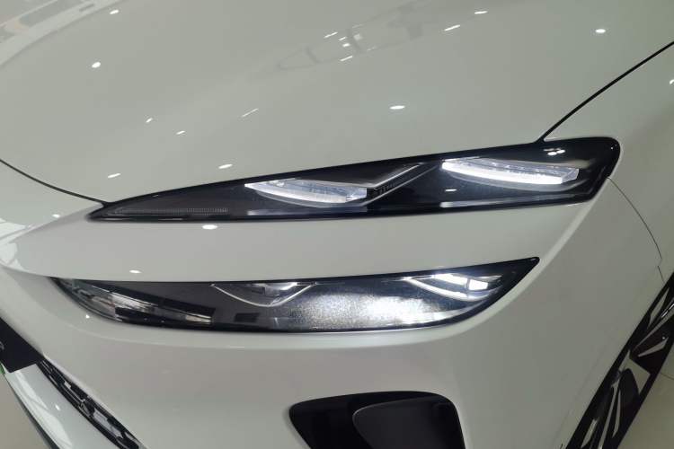 Used BYD Sealion 06 New Energy 2025 Model EV 520 Navigation Edition Left Front Headlight