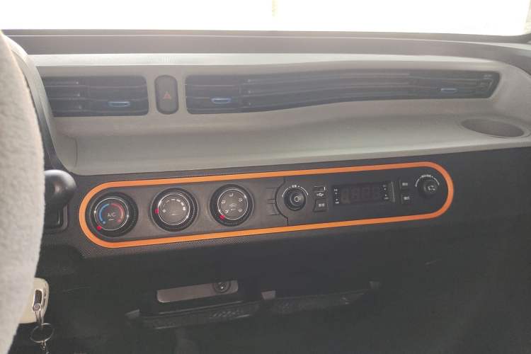 Used Wuling Hongguang MINIEV 2022 Easy Version Lithium Iron Phosphate