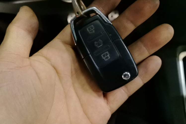 Used BAIC Off-Road BJ40 2016 40L 2.3T Automatic Two-Wheel Drive Luxury Edition