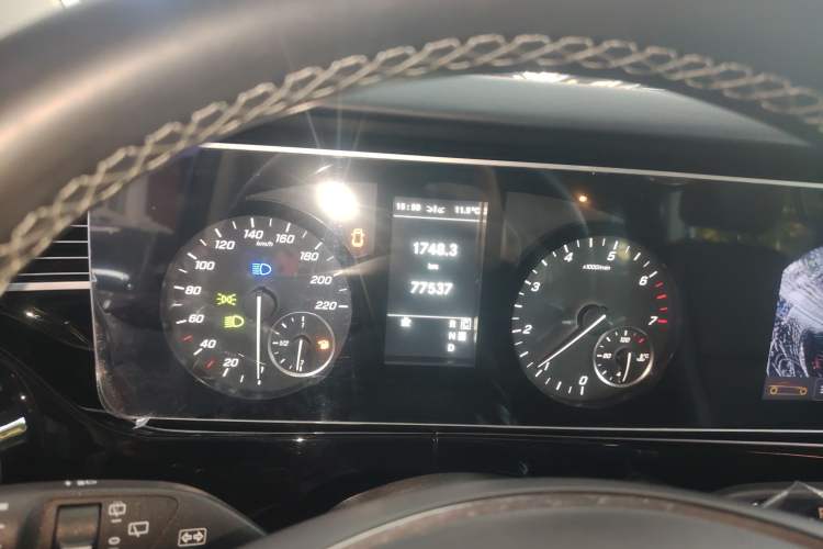 Used Mercedes-Benz Vito 2021 2.0T Business Version 7 Seats
