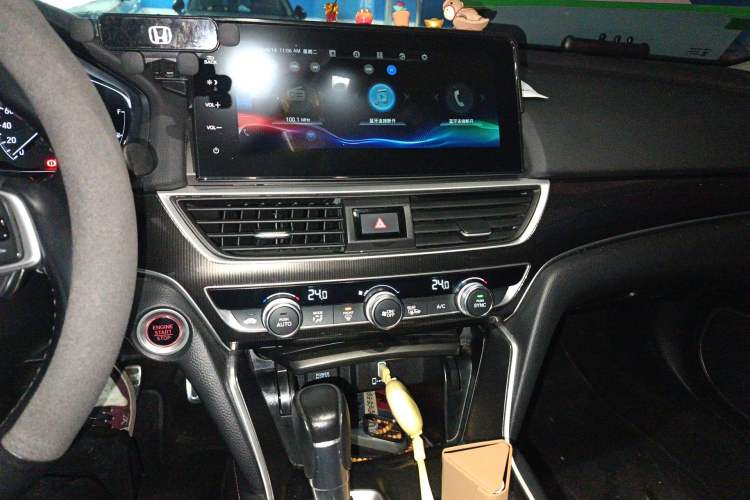 Used Honda Accord 2022 260TURBO Phantom Night · Prestige Edition Audio And AC Panel