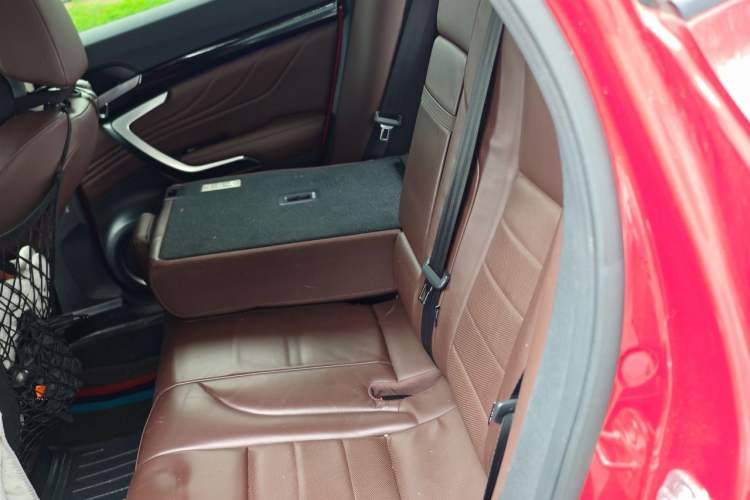 Used Wey VV7 2017 2.0T Flagship Model
