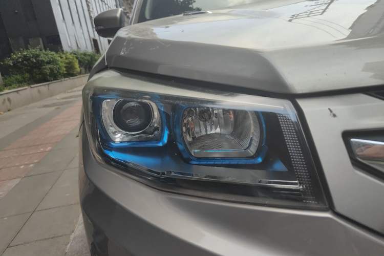 Used CHANGAN CS75 2014 1.8T Automatic Elite Model China IV Standard
