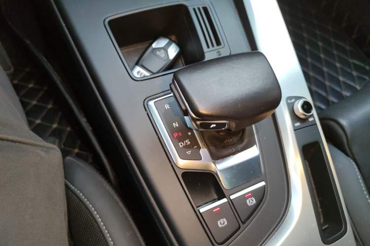 Used Audi A4L 2020 40 TFSI Fashion Dynamic Model