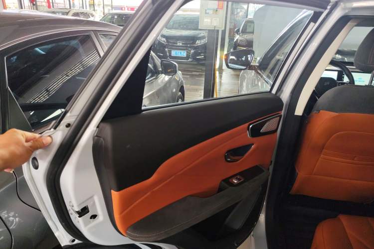 Used JETOUR Shanhai L7 2024 1.5T 120km ULTRA 7-Seater