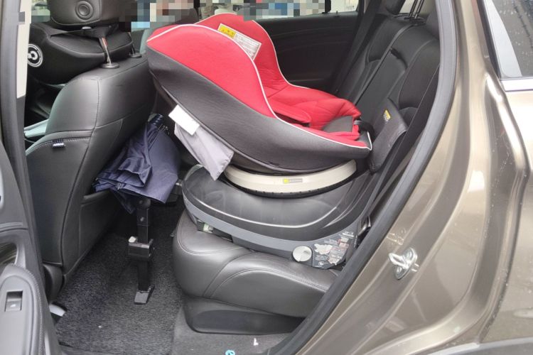 Used Buick Envision 2018 20T Two-Wheel-Drive Elite Model