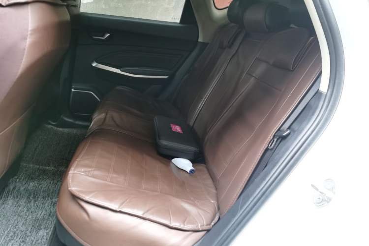 Used Hongqi E-HS3 2019 Zhilian Qiyue Two-Wheel Drive Version
