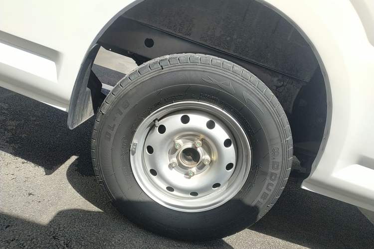 Used Foton Skyworth EV6 2023 Fast and Slow Charging Version
