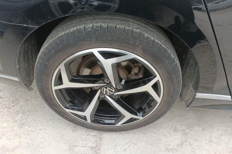 Used Volkswagen Magotan 2023 2 Million Units Limited Edition 330TSI DSG Leading Version